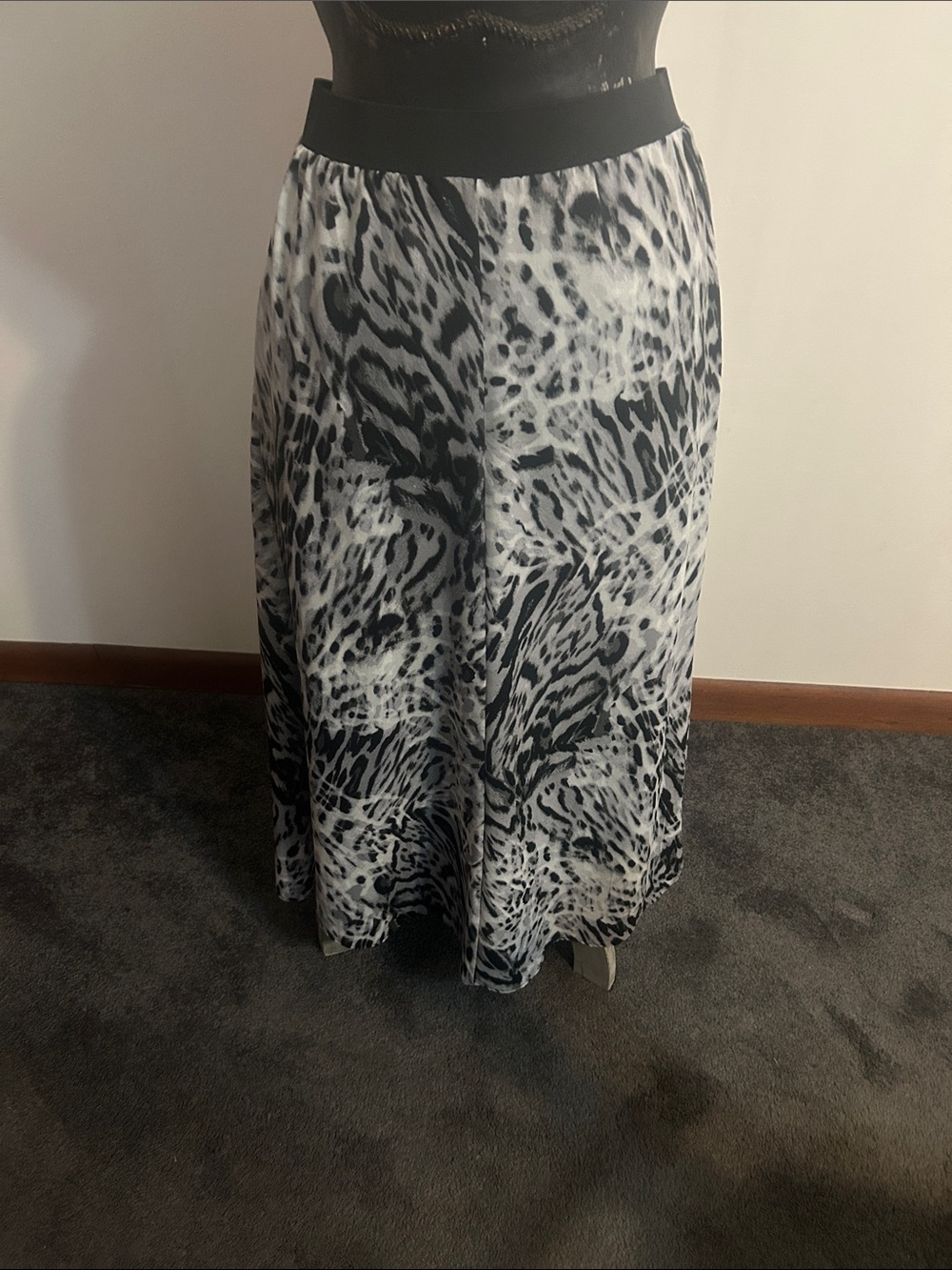 CJ Banks Women's Black & White Animal Print Maxi Skirt